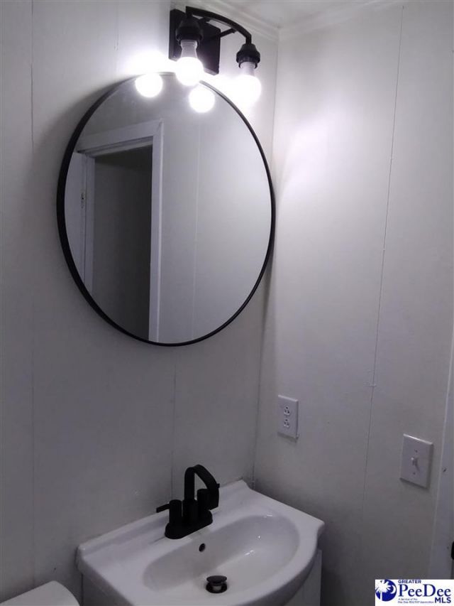 164 Joy Road Photo 12