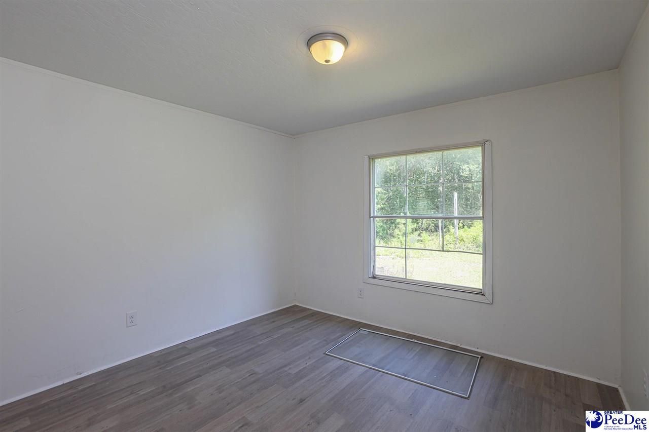 164 Joy Road Photo 14