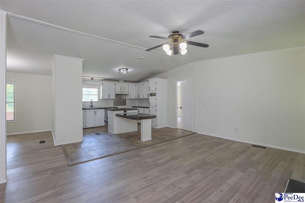 164 Joy Road Photo 16
