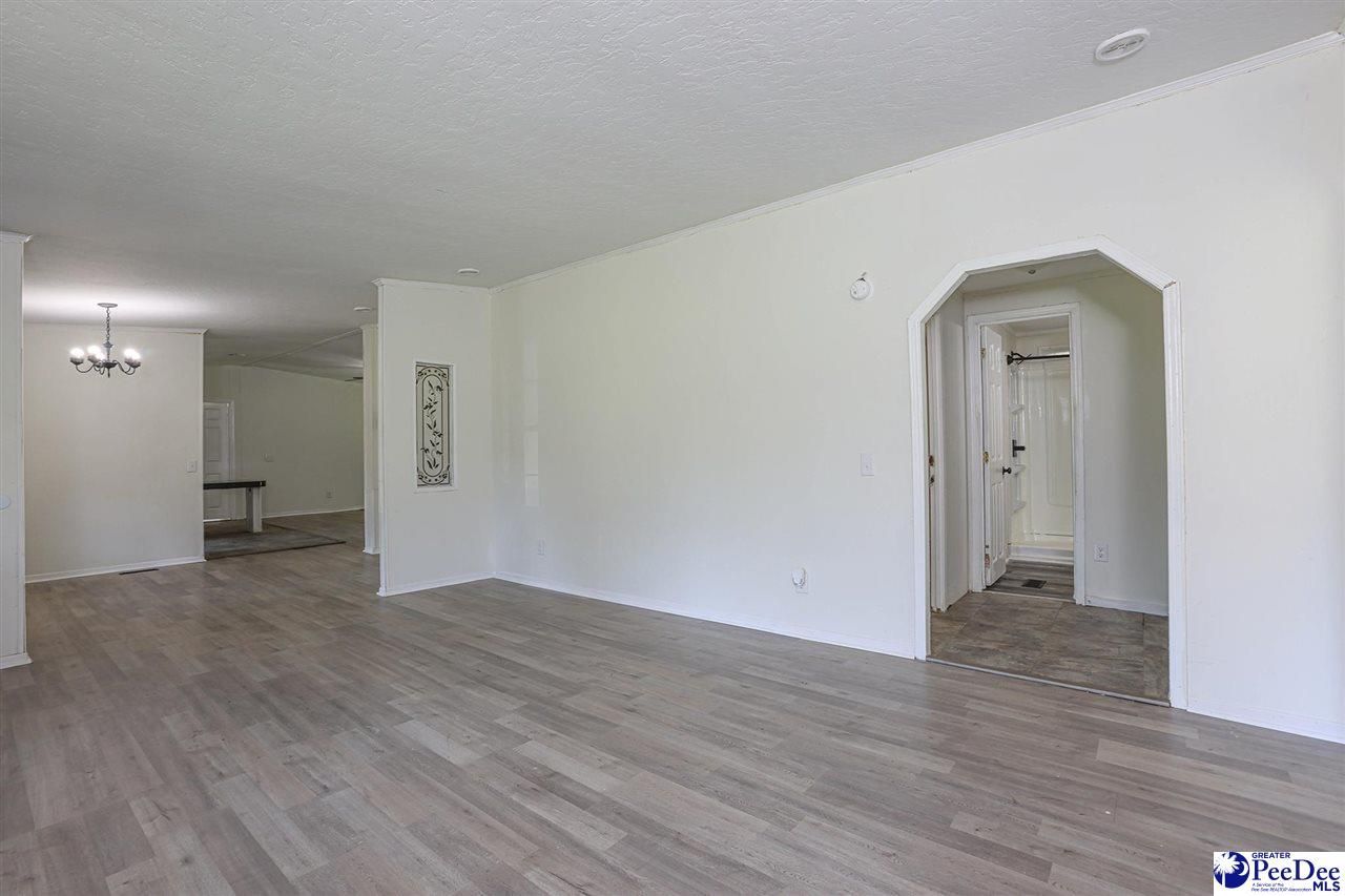 164 Joy Road Photo 33
