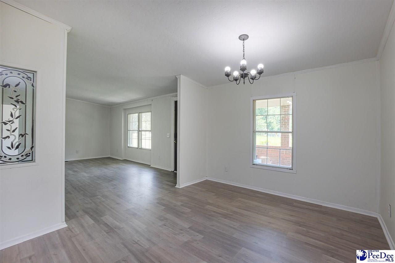 164 Joy Road Photo 50