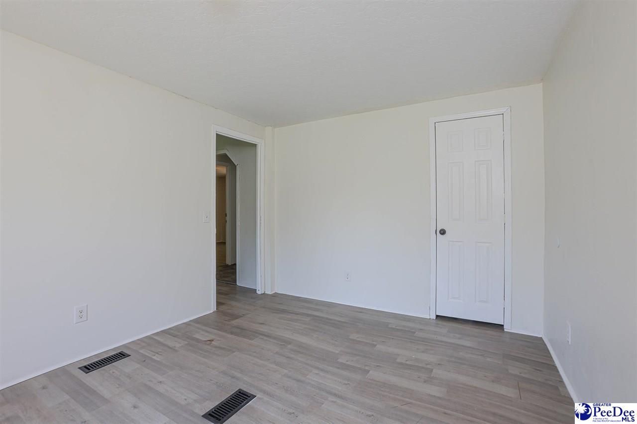 164 Joy Road Photo 57
