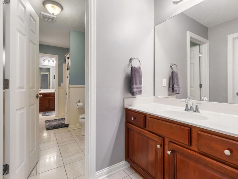 5160 Old Field Court, Westerville, OH 43082 Photo 37