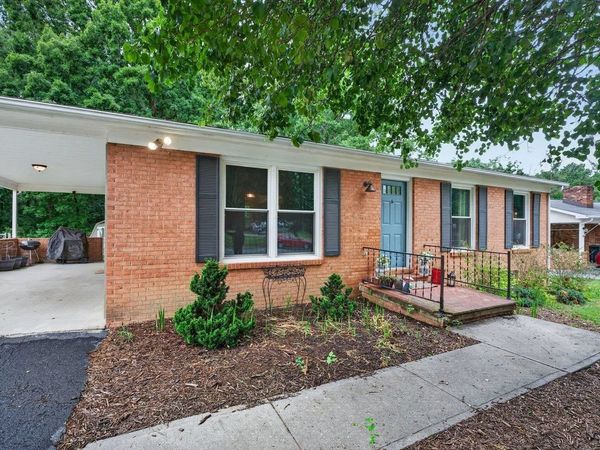 108 BRIARWOOD CIR, STAUNTON, VA 24401
