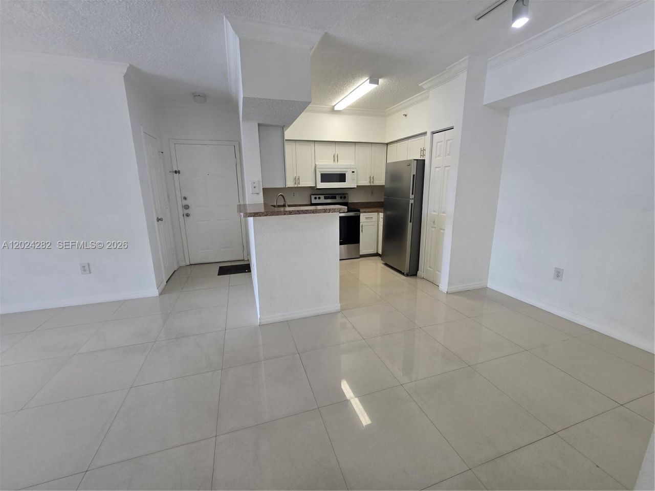 220 SW 116th Ave, Unit 15203, Pembroke Pines, FL 33025 Photo