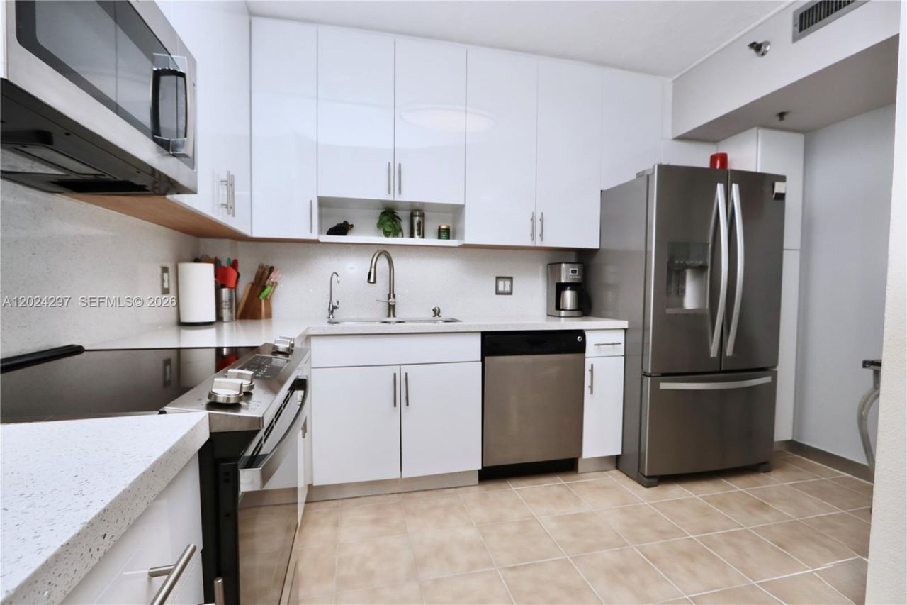 3850 Washington St, Unit 1010, Hollywood, FL 33021 Photo