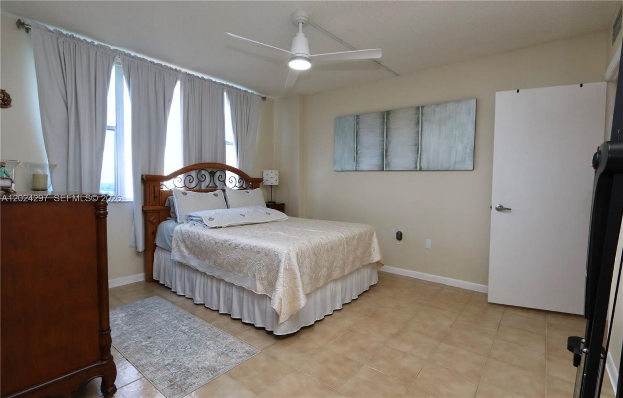 3850 Washington St, Unit 1010, Hollywood, FL 33021 Photo