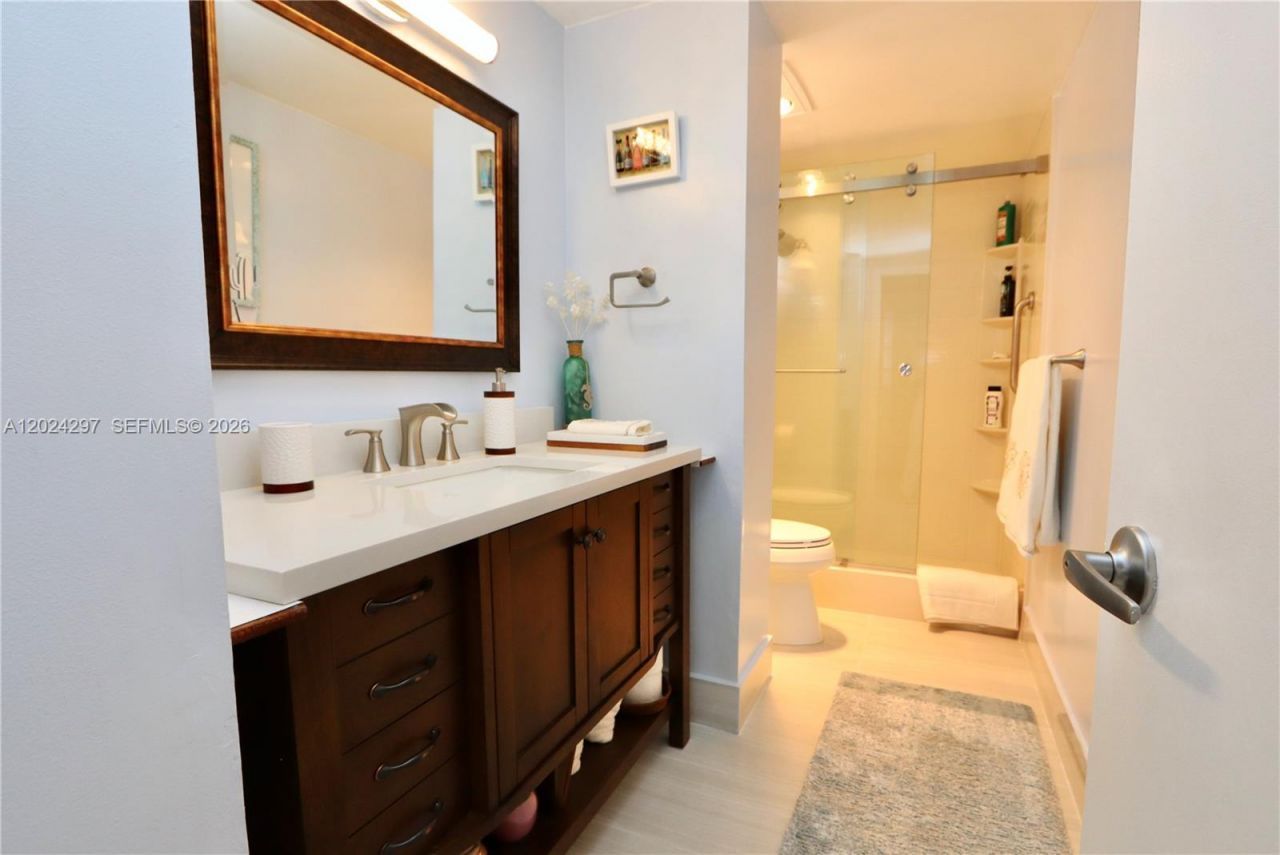 3850 Washington St, Unit 1010, Hollywood, FL 33021 Photo