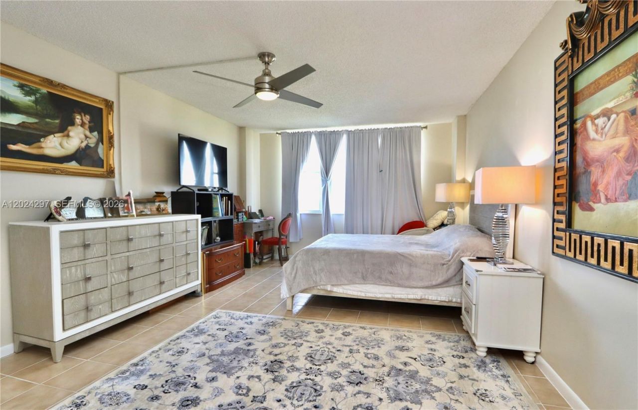 3850 Washington St, Unit 1010, Hollywood, FL 33021 Photo