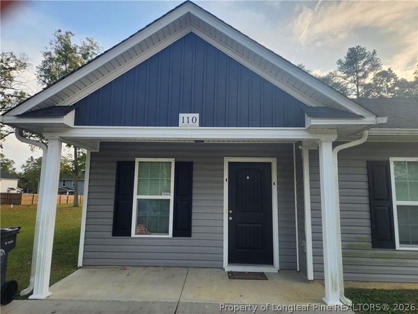 110 E Seventh Avenue , Unit 110, Raeford, NC 28376