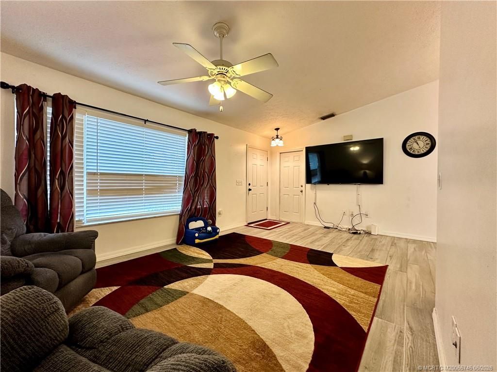 1725 NE Darlich Avenue, Jensen Beach, FL 34957 Photo