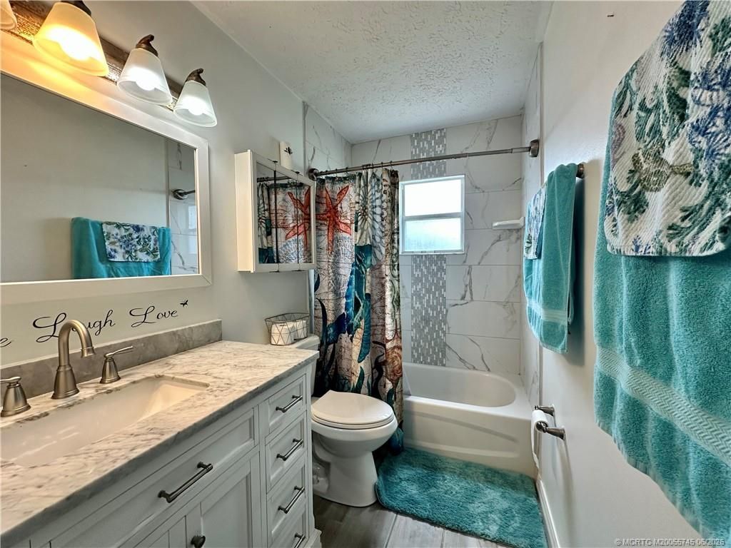 1725 NE Darlich Avenue, Jensen Beach, FL 34957 Photo