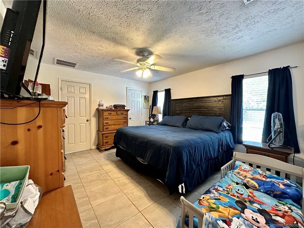 1725 NE Darlich Avenue, Jensen Beach, FL 34957 Photo