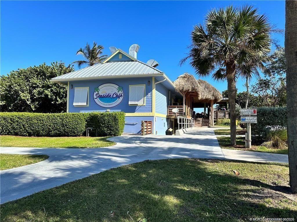 1725 NE Darlich Avenue, Jensen Beach, FL 34957 Photo