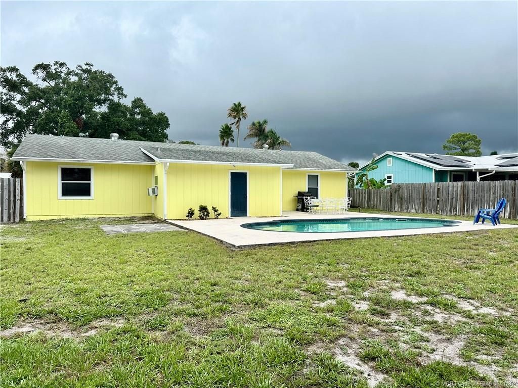 1725 NE Darlich Avenue, Jensen Beach, FL 34957 Photo