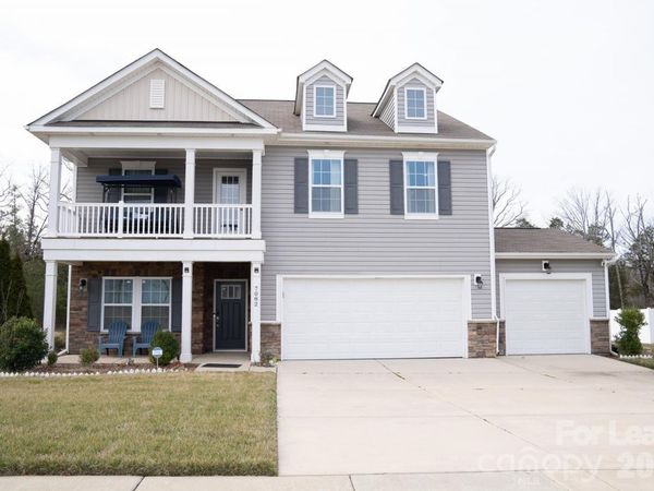 7082 Founders Way , Harrisburg, NC 28075