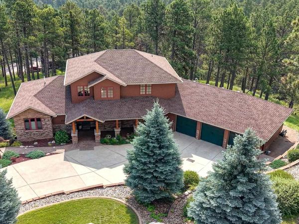 5730 WILDWOOD DR, Rapid City, SD 57702