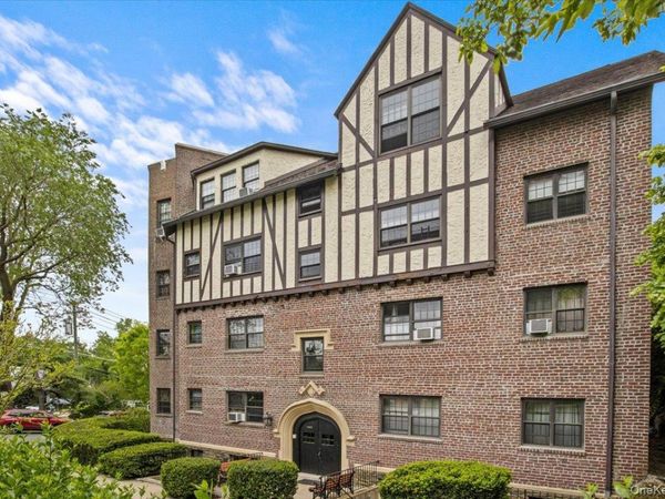 1440 Boston Post Road, Unit 2I, Larchmont, NY 10538