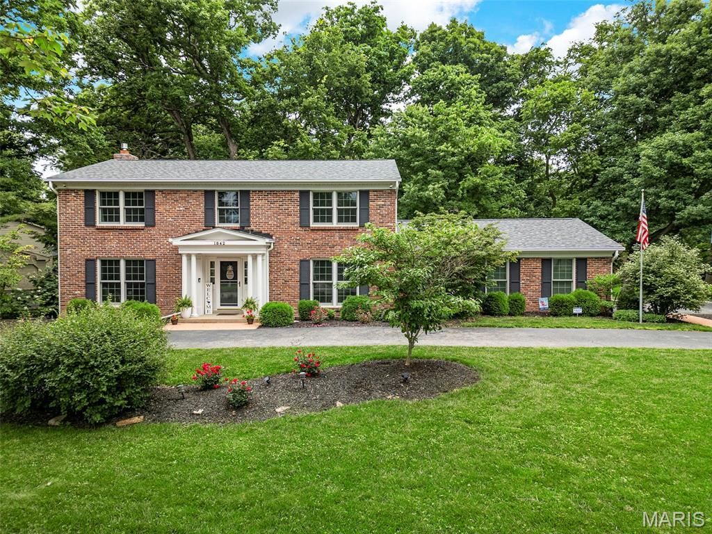 1842 Newburyport Road , Chesterfield, MO 63005 Main Photo
