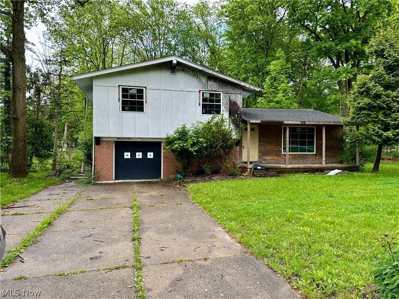 5319 Fairtree Road, Bedford Heights, OH 44146 Photo 2