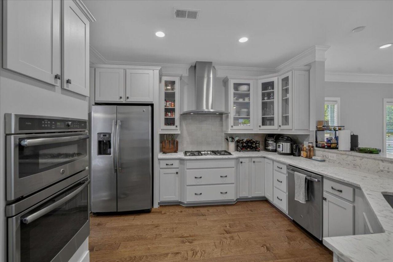 1206 Segar Street Photo 14