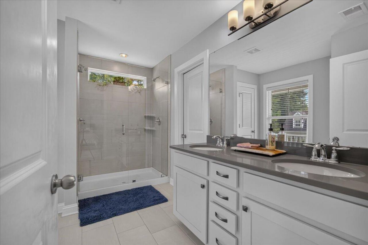 1206 Segar Street Photo 14
