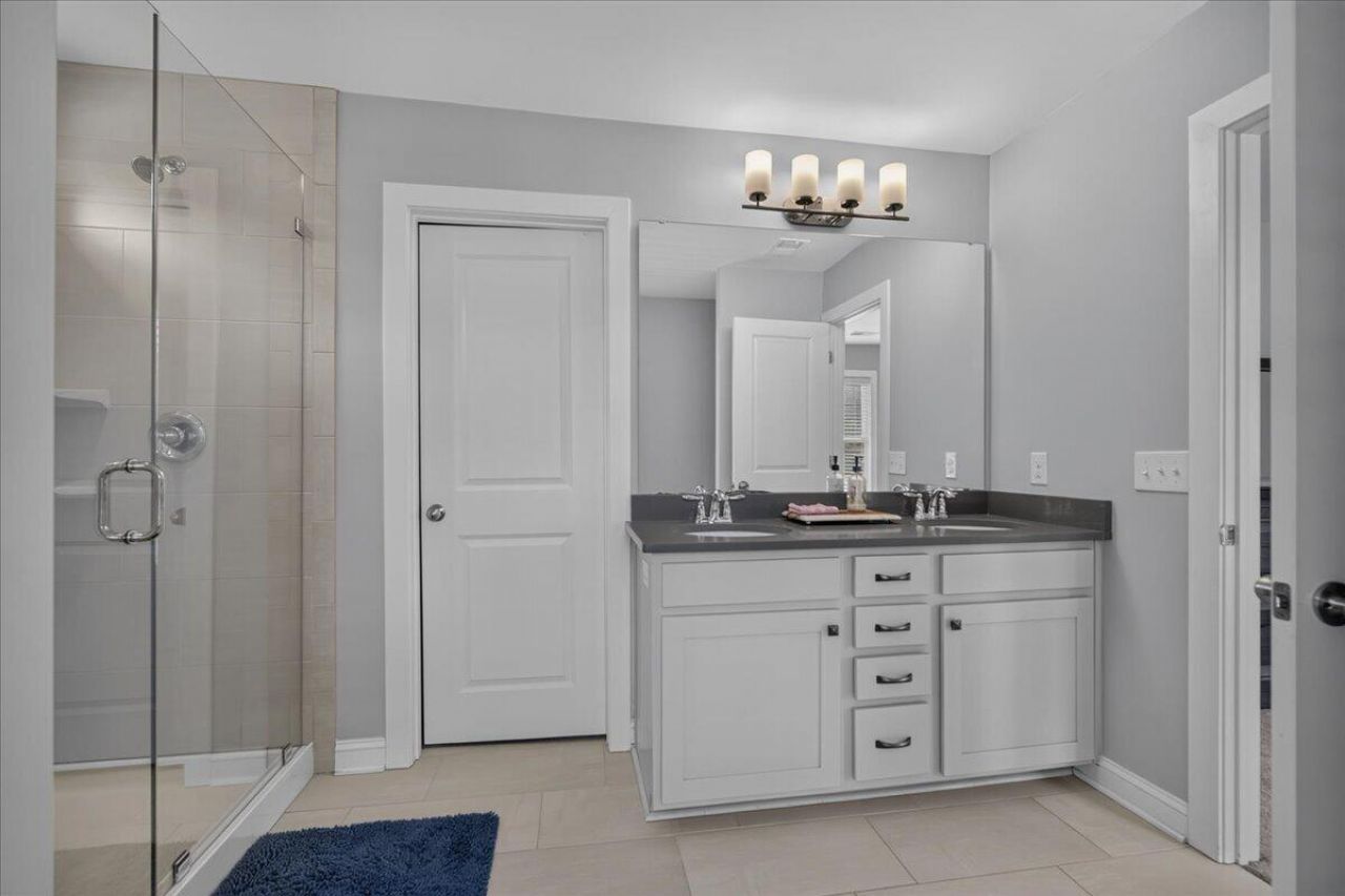 1206 Segar Street Photo 15