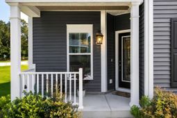 1206 Segar Street photo 4