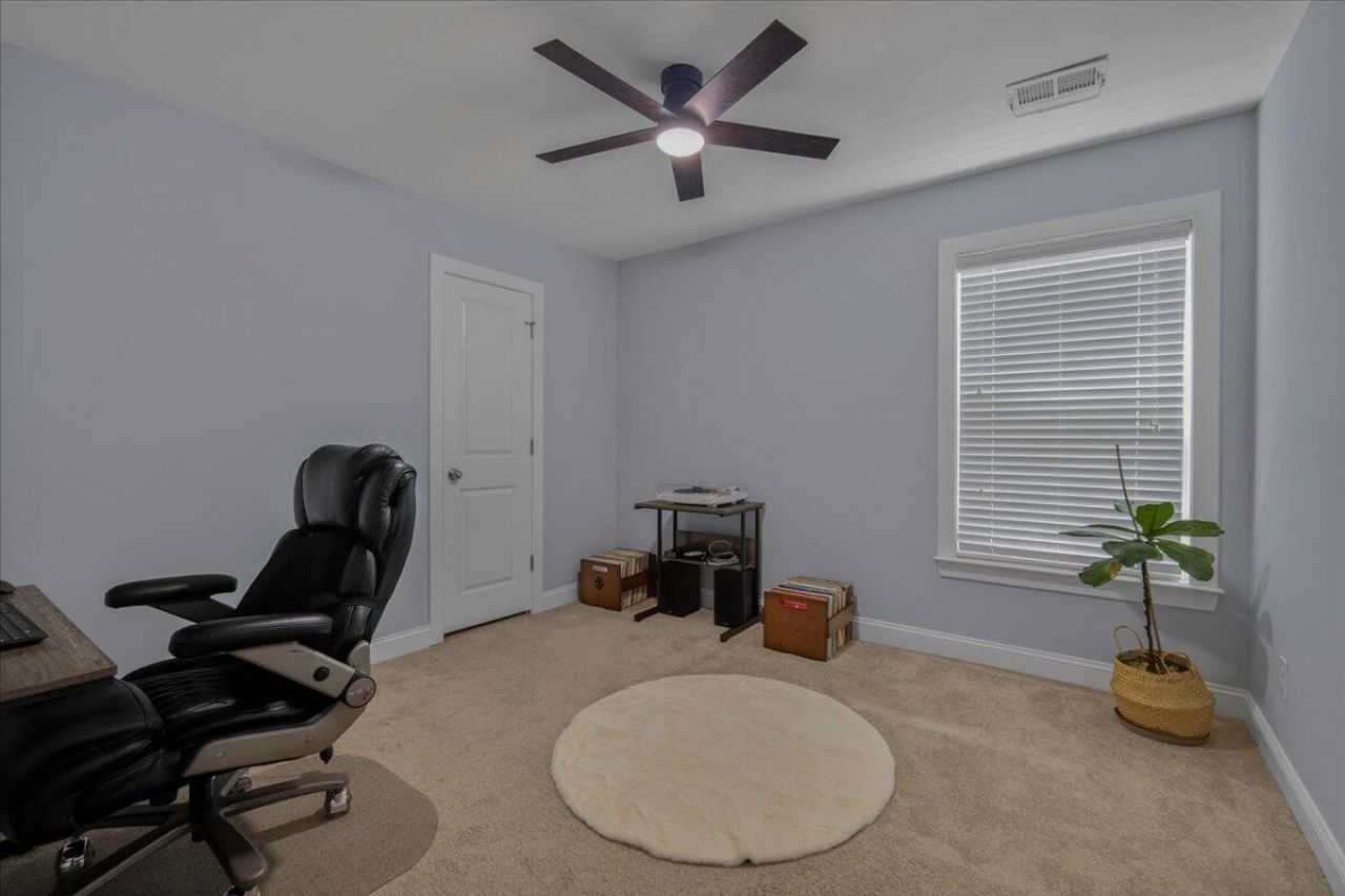 1206 Segar Street Photo 33