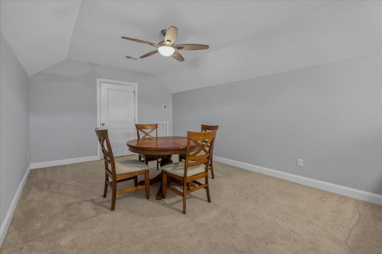 1206 Segar Street Photo 35