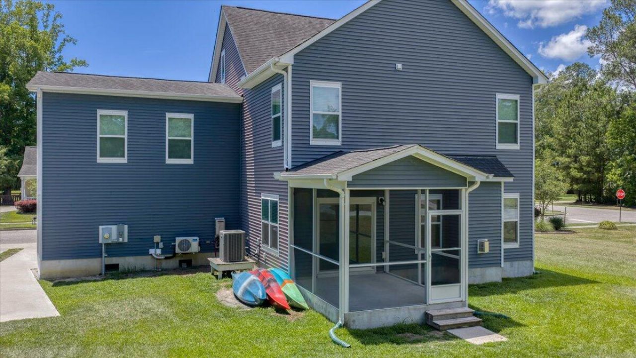 1206 Segar Street Photo 37