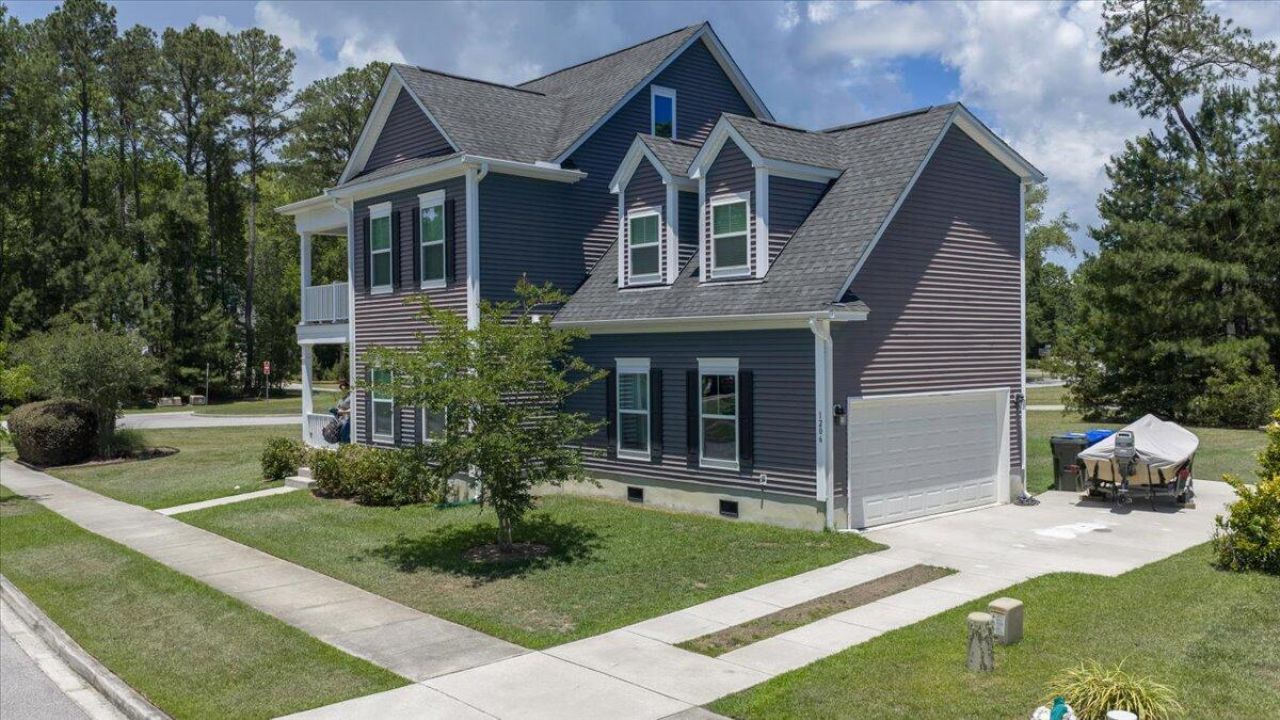 1206 Segar Street Photo 4