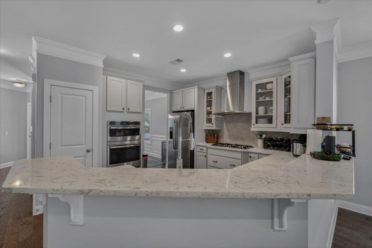1206 Segar Street Photo 4