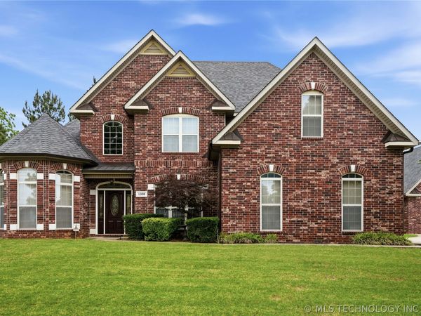 1308 Carter Avenue , Wagoner, OK 74467