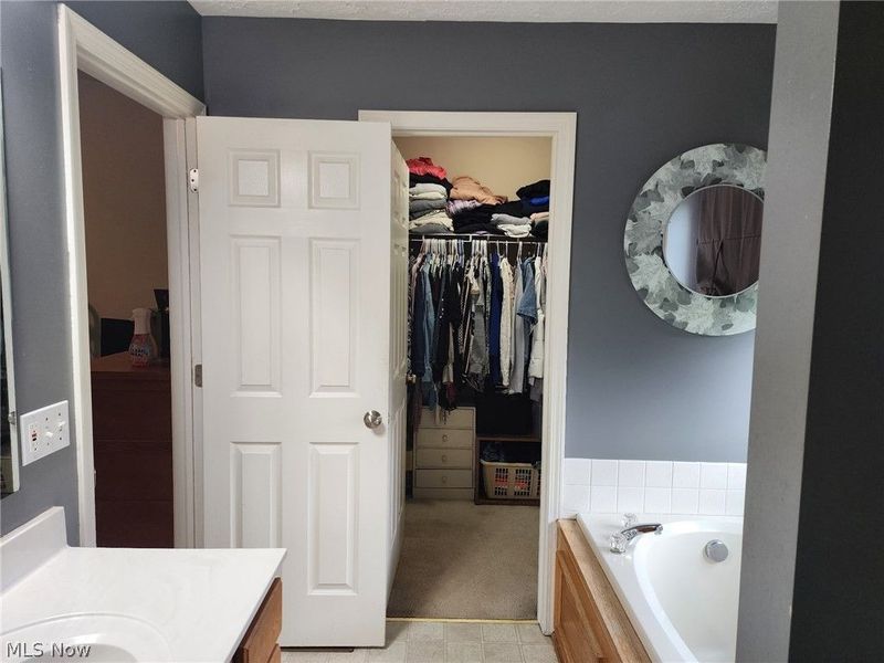 11270 Grand Valley Drive NW, Uniontown, OH 44685 Photo 30