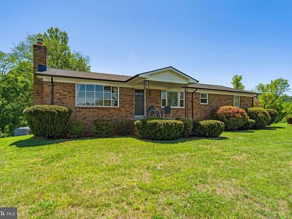 13767 CREST HILL ROAD, FLINT HILL, VA 22627