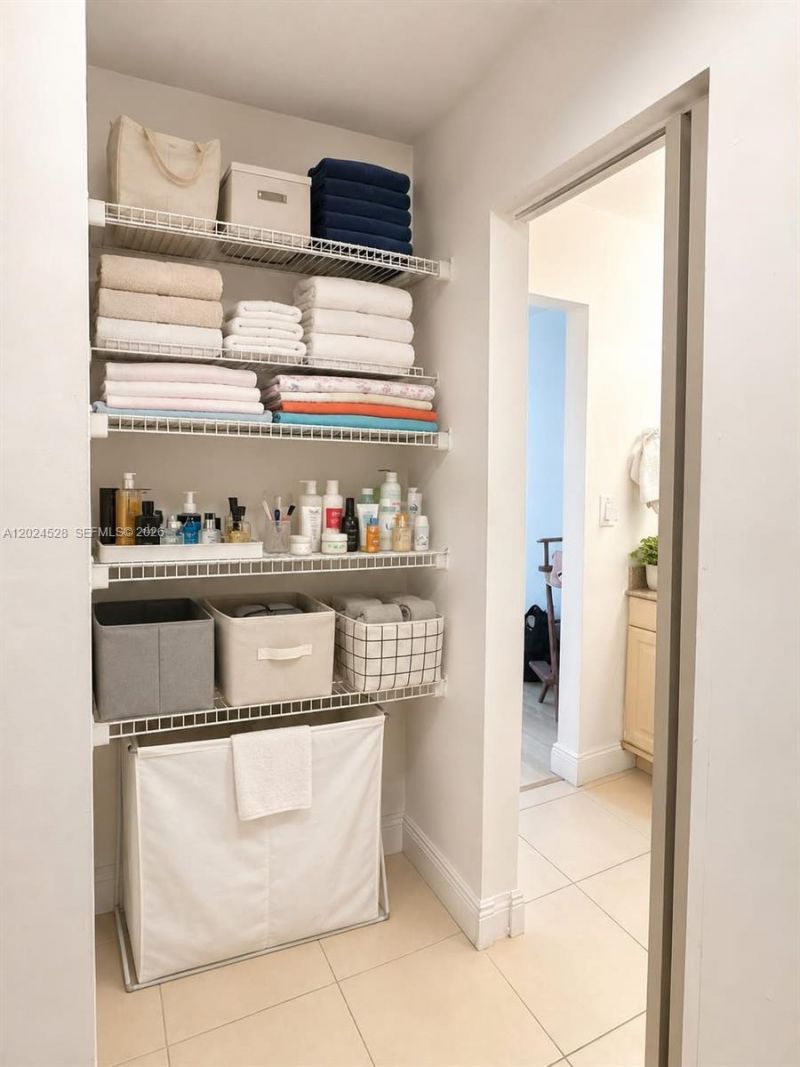 2350 NE 135th St, Unit 206, North Miami, FL 33181 Photo
