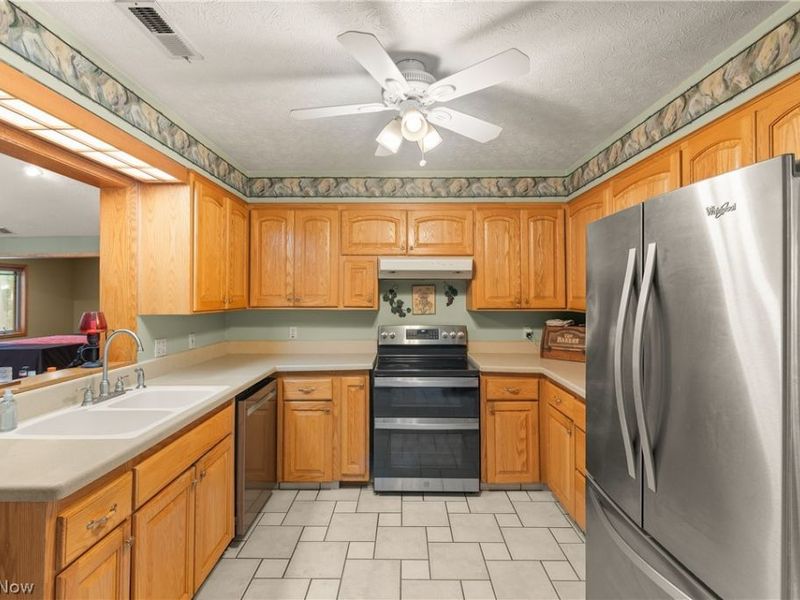 457 Dover Center Road, Bay Village, OH 44140 Photo 11