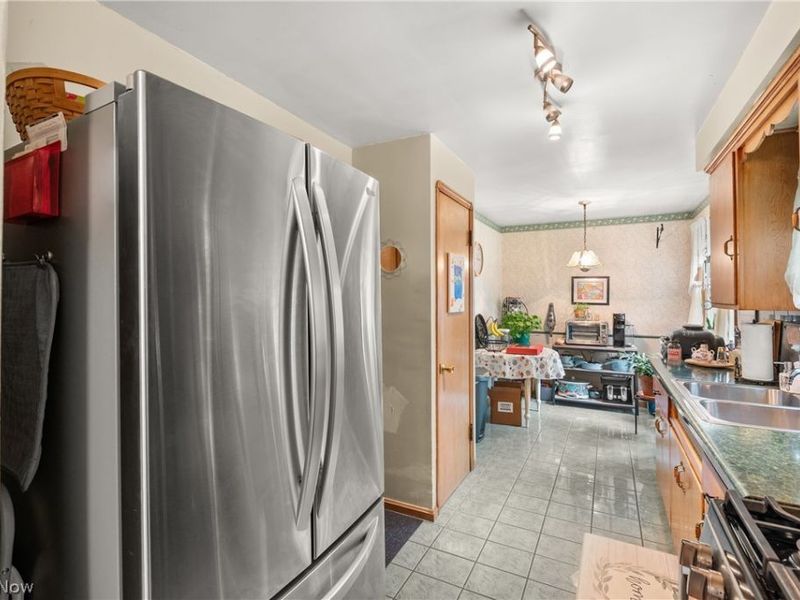 449 Dover Center Road, Bay Village, OH 44140 Photo 13