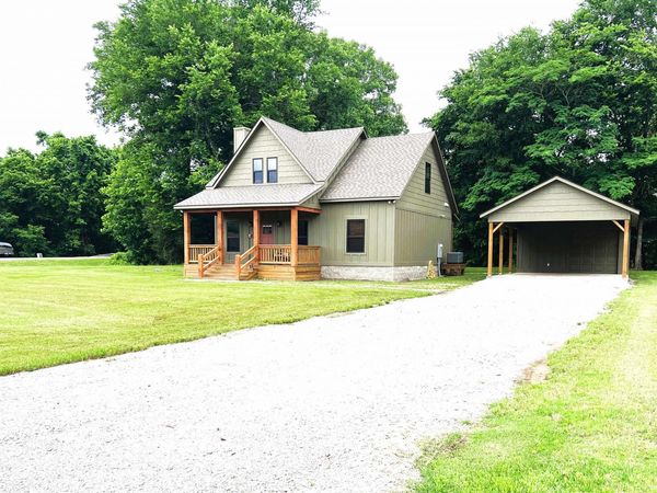 2 N Riverview Lane , Mountain View, AR 72560