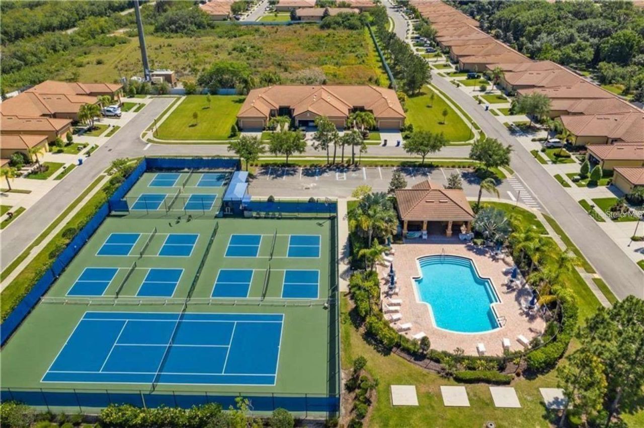 140 Shell Falls Drive , Apollo Beach, FL 33572 Photo