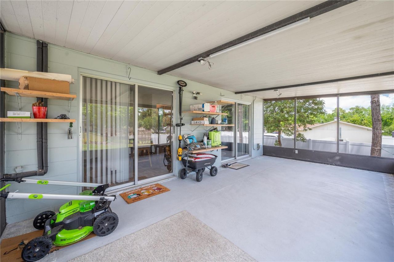 7503 Willow Wisp Drive W, Lakeland, FL 33810 Photo