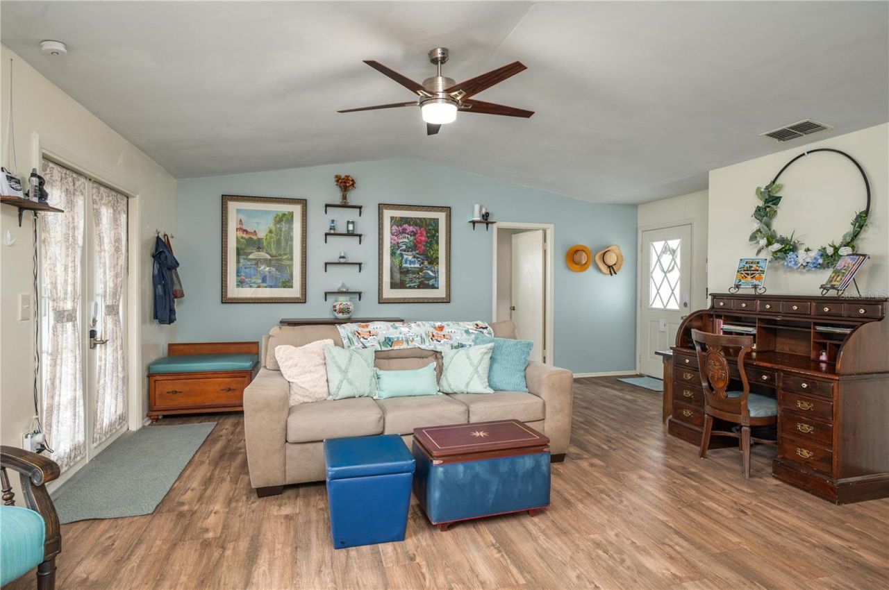 7503 Willow Wisp Drive W, Lakeland, FL 33810 Photo
