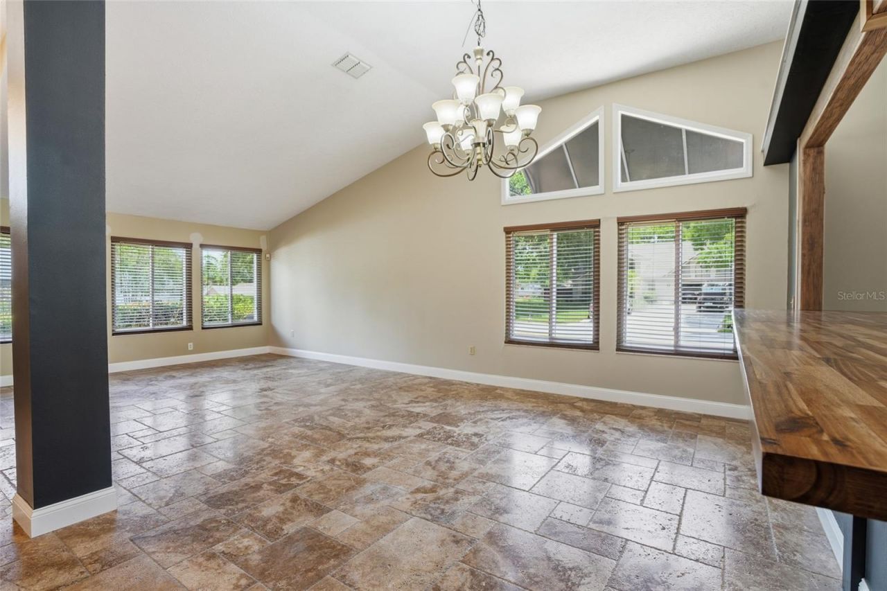 2715 Mock Orange Court, Valrico, FL 33594 Photo