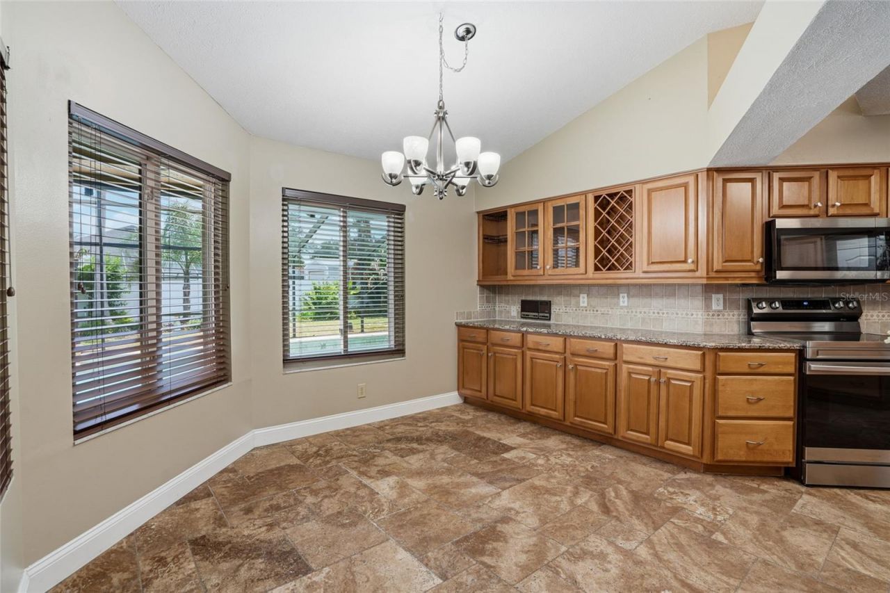 2715 Mock Orange Court, Valrico, FL 33594 Photo