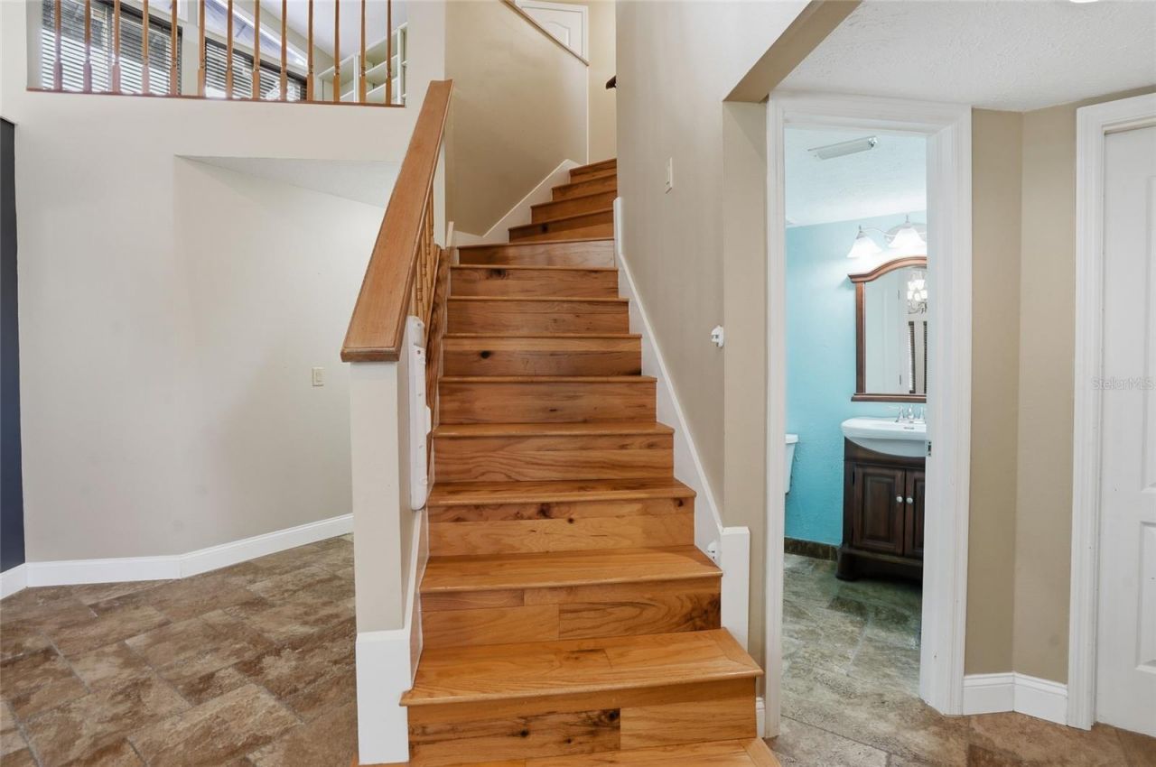 2715 Mock Orange Court, Valrico, FL 33594 Photo