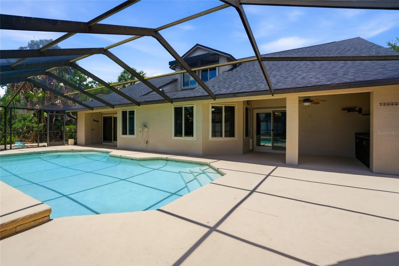 2715 Mock Orange Court, Valrico, FL 33594 Photo