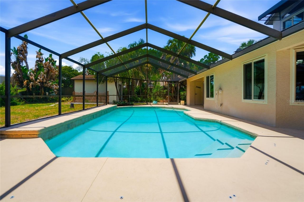 2715 Mock Orange Court, Valrico, FL 33594 Photo