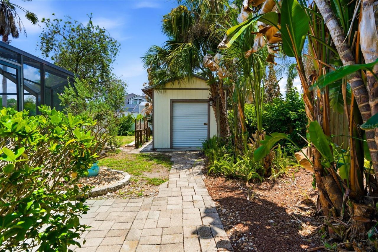 2715 Mock Orange Court, Valrico, FL 33594 Photo
