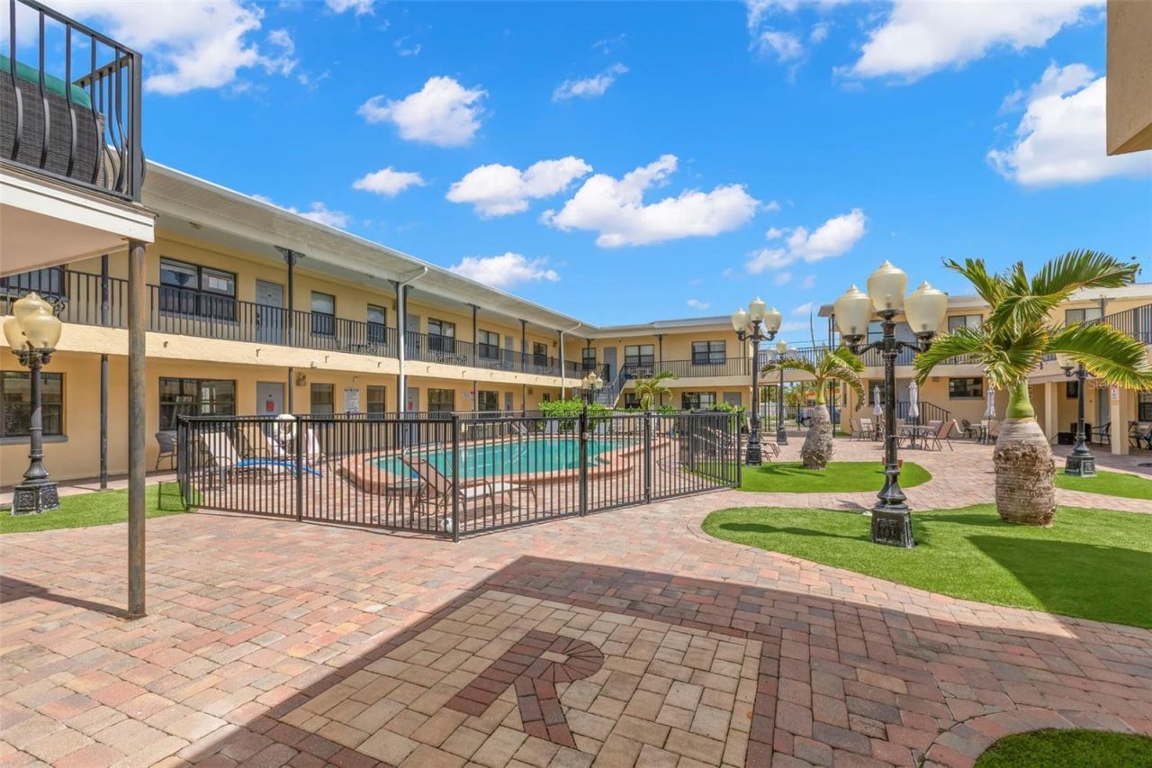 16333 Gulf Boulevard, Unit 113, Redington Beach, FL 33708 Photo